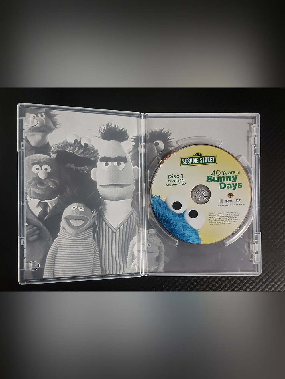 Sesame Street 40 Years of Sunny Days 2-Disc DVD Set & Booklet - Picture 4 of 5